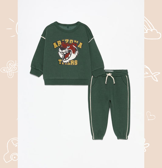 Plush sweatshirt with terry patch and trousers co-ord